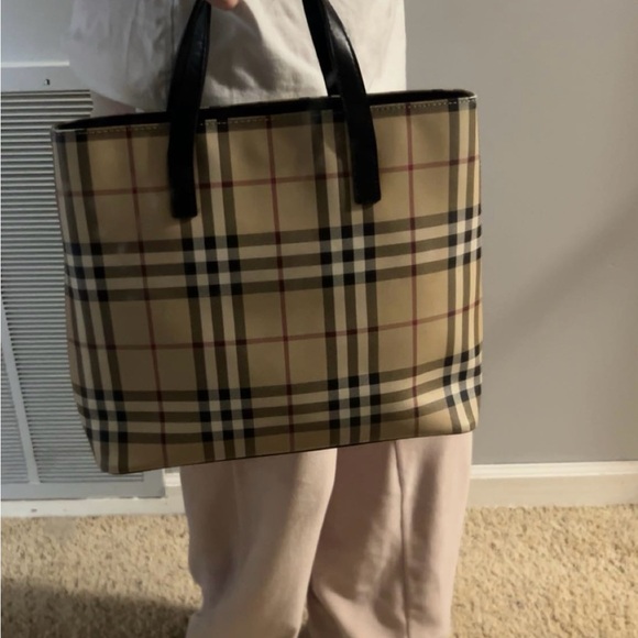 Burberry Medium Hand bag - Picture 11 of 11